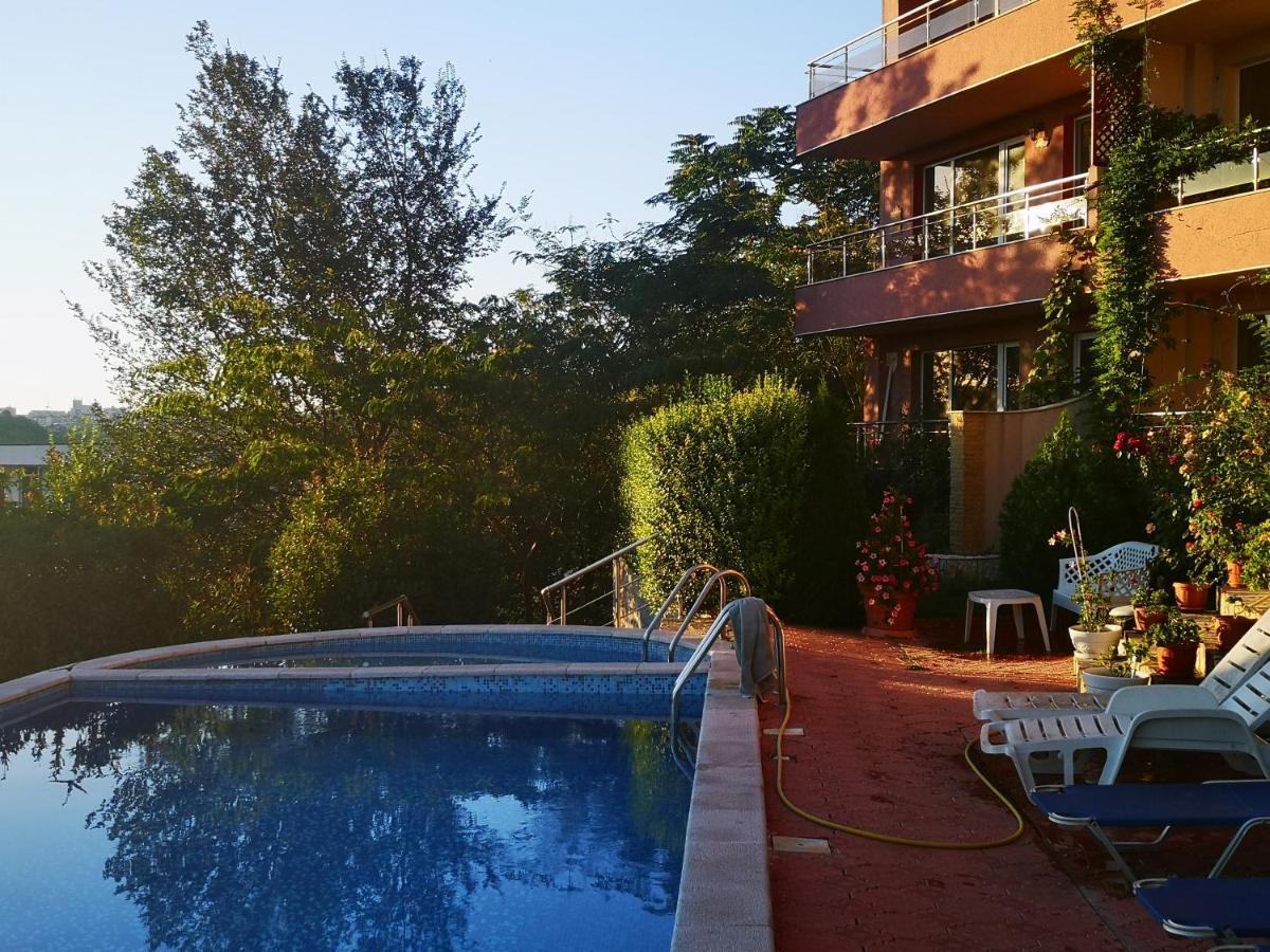 Apartamento Complex Karia IV Kavarna Exterior foto