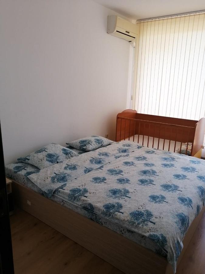 Apartamento Complex Karia IV Kavarna Exterior foto