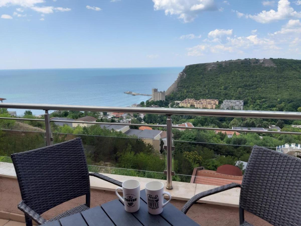 Apartamento Complex Karia IV Kavarna Exterior foto